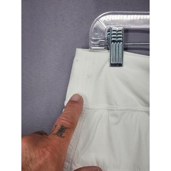 Lululemon Skirt Womens Size 8 White Athletic Running Tenniscore Preppy Skort - Picture 10 of 16